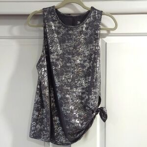 Activewear Metallic Sleeveless Top